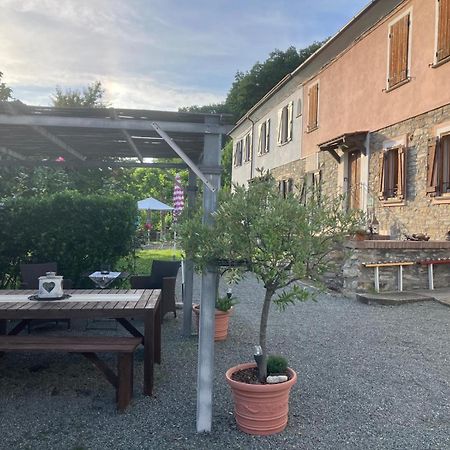 Casa Petra - Casa Tre Stelle - Casa Caneva - Ferien Fuer 6-14 Personen Ponti Exterior photo
